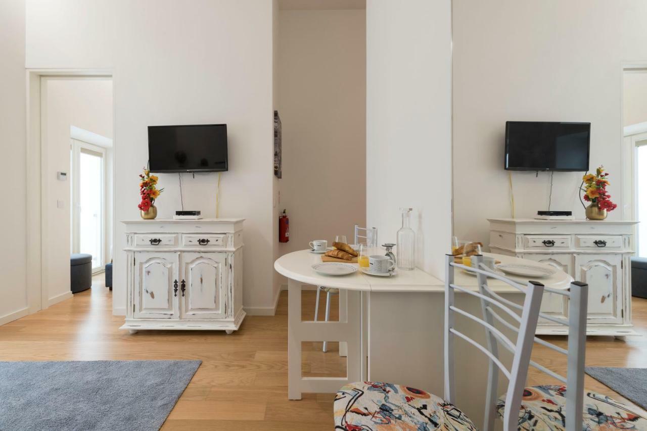 Lovelystay - Majestic Flat In City Center Porto Exterior foto